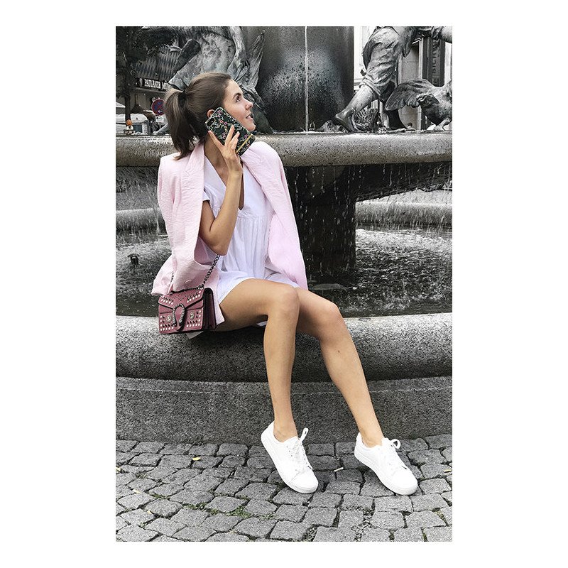 Richmond & Finch Cover til iPhone 6/7/8 Plus - Smaragdblomst