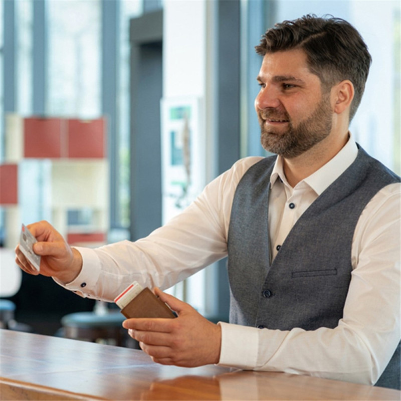 RFID-blokkerende ID-kortveske Kredittkortholder Aluminiumslegering + PU-skinn