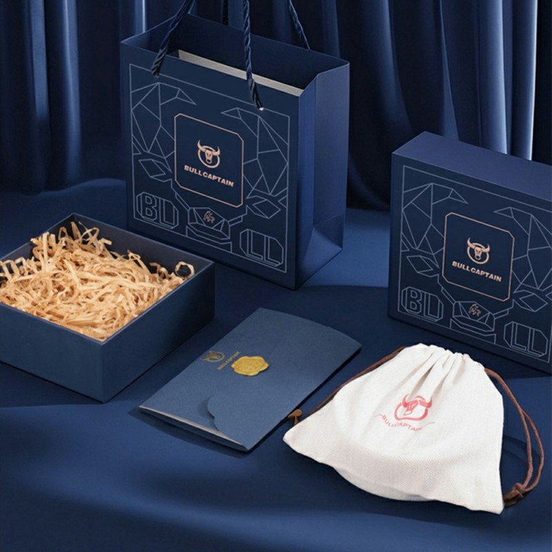 BULLCAPTAIN 130 cm vyötärönauhalla, lehmännahkainen automaattinen solki avaimenperä - kulta