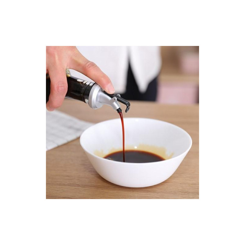 Wine Oil Vinegar Bottle Stopper Spout Leakproof Nozzle Dispenser Pourer