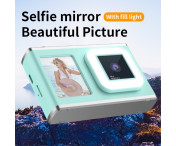 2,4" Skärm Dual Lens Videoinspelning CCD Digitalkamera med 32GB kort + Läsare - Vit